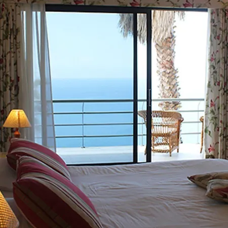 招待所 Casa Do Papagaio 4*