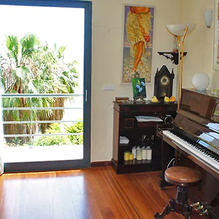 Gæstehus Casa Do Papagaio