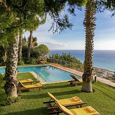 Casa Do Papagaio Maison d'hôtes Funchal (Madeira)