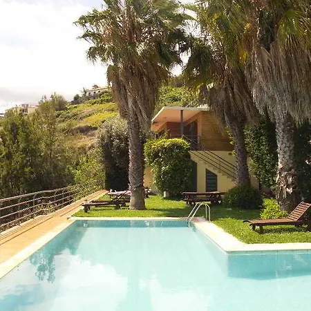 Casa Do Papagaio Maison d'hôtes Funchal (Madeira)