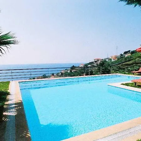 Casa Do Papagaio Funchal (Madeira)